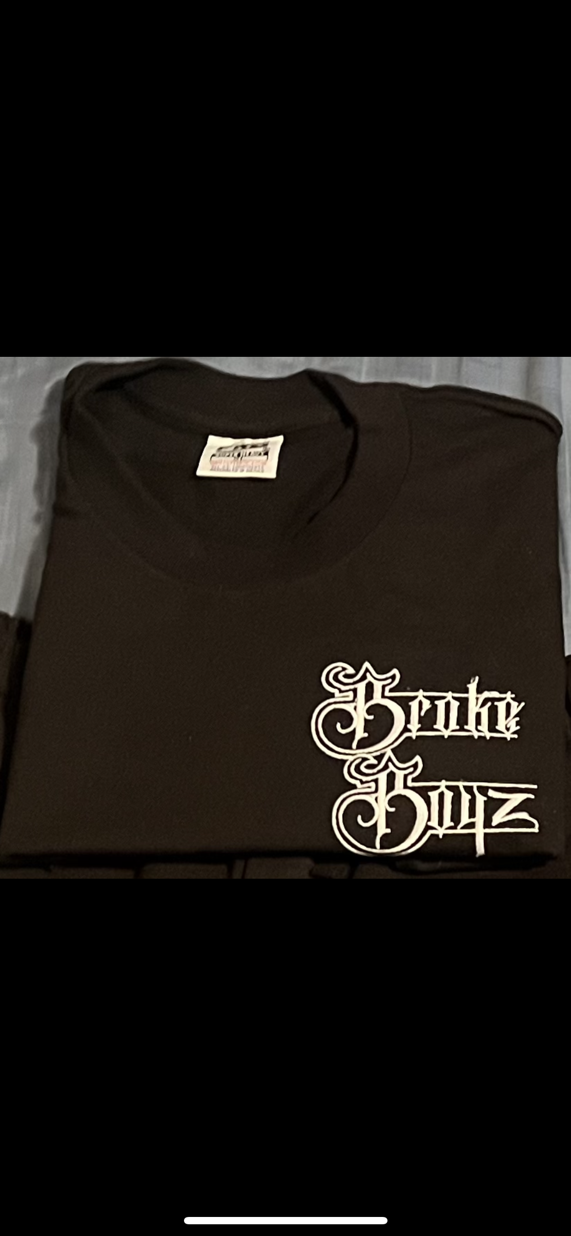 T-shirt black